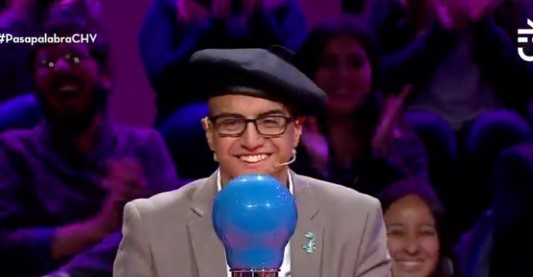 ¡A la primera! Roberto Castillo adivinó un gran éxito musical chileno