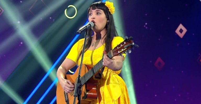 Esta fue la presentación de Mon Laferte para seguir avanzando en Yo Soy