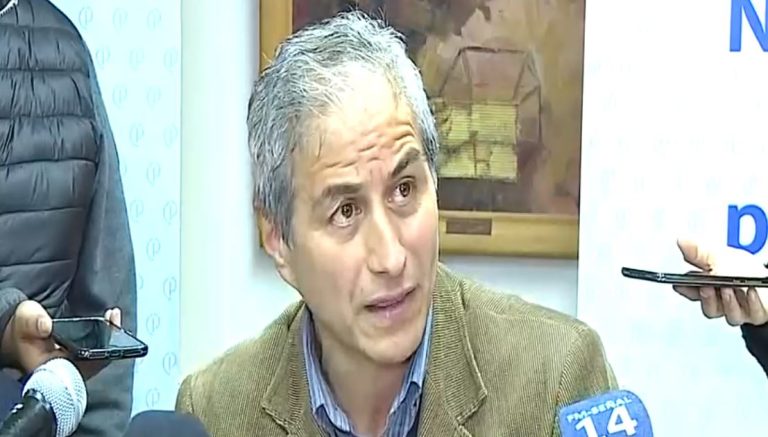 El paro continúa: Mario Aguilar crea hashtag de apoyo a los profes y para la Roja