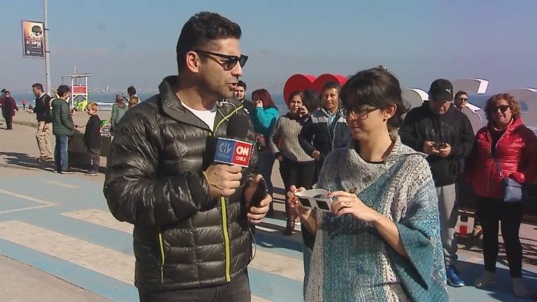 Joven relató su trauma y llamó a tener cuidado con el eclipse: Lo vio sin lentes en 2010 y ahora ve pixelado