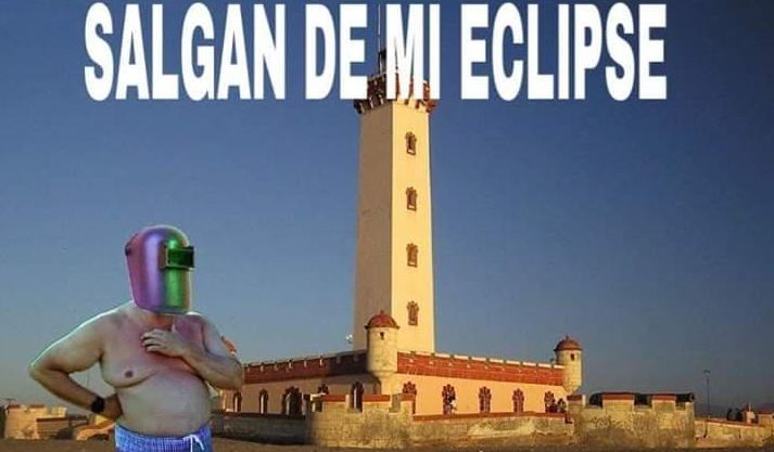 Estos son los más divertidos memes que dejó el eclipse total de sol