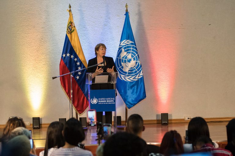 Informe de Bachelet llama a adoptar medidas para terminar y subsanar las violaciones a los DD.HH. en Venezuela