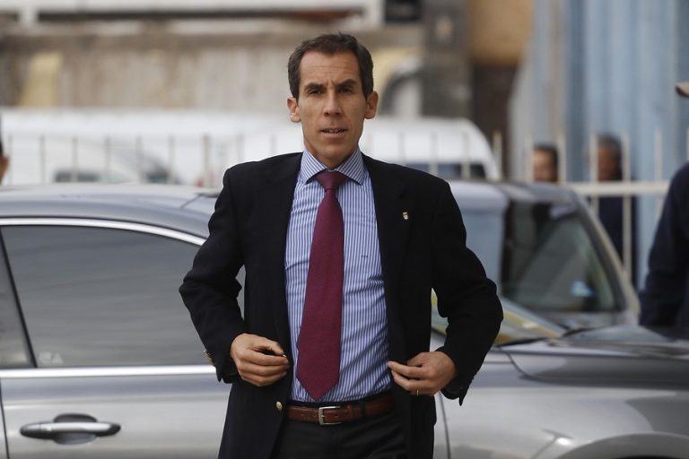 Alcalde Alessandri amenaza con cerrar el Instituto Nacional si no se llega a un acuerdo con estudiantes