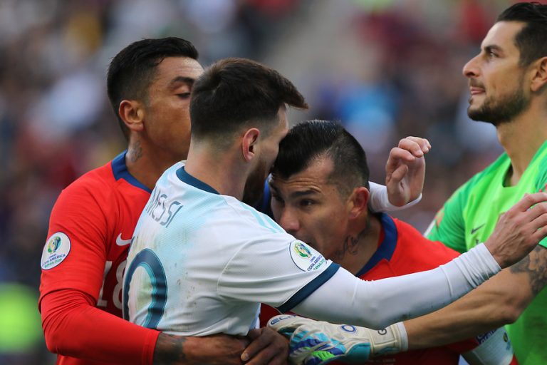 “Se sacó la mufa”: Las reacciones de la prensa argentina por el triunfo de la Albiceleste sobre Chile