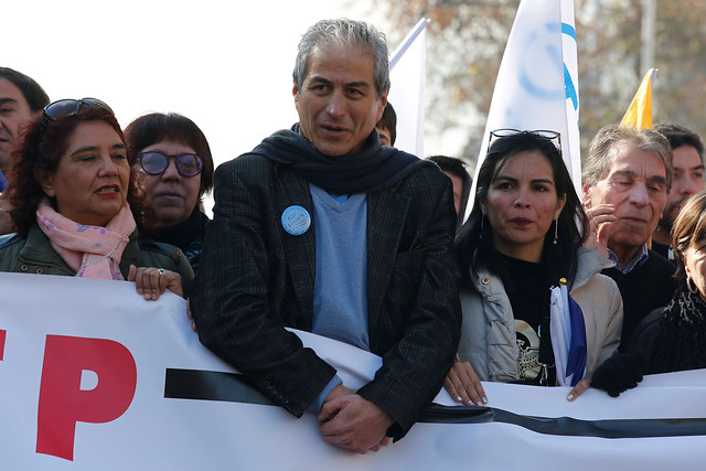 Mario Aguilar llamó a deponer paro, volver a clases y aceptar oferta del Mineduc
