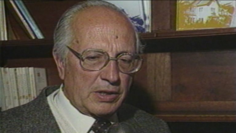 Podría perder Premio Nacional de Educación: Presentan querella por abuso sexual contra Hugo Montes