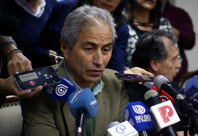 Por fallo fotográfico: Colegio de Profesores rechaza oferta del Mineduc y continúa el paro