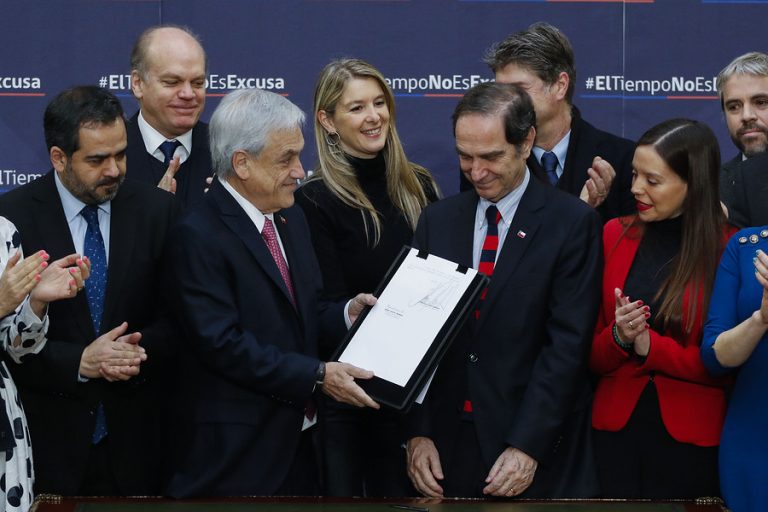 Promulgan ley de imprescriptibilidad de delitos sexuales contra menores