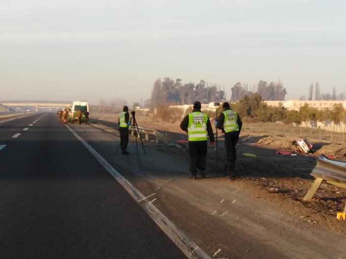 Cuatro personas murieron tras volcamiento de auto en O'Higgins