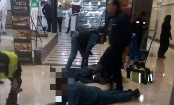 Tiroteo en mall Florida Center: Dos heridos en intento de asalto