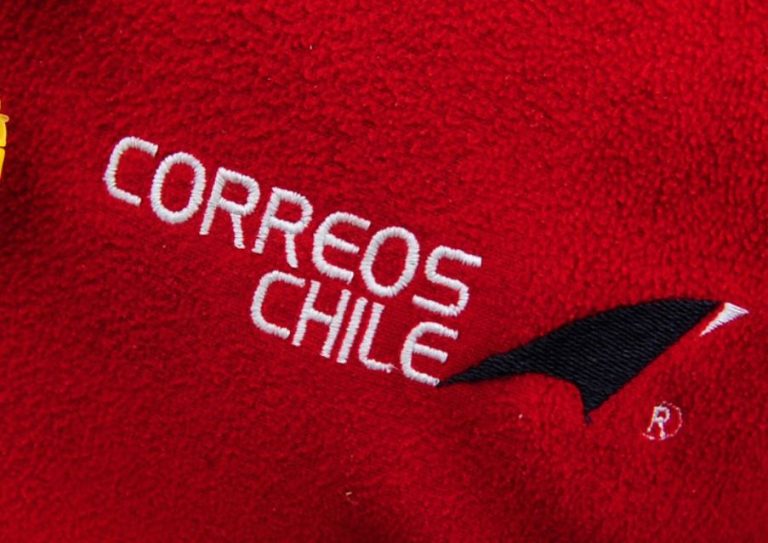 Sucursal de CorreosChile que recibió paquetes bomba no tenía equipos para detectar explosivos