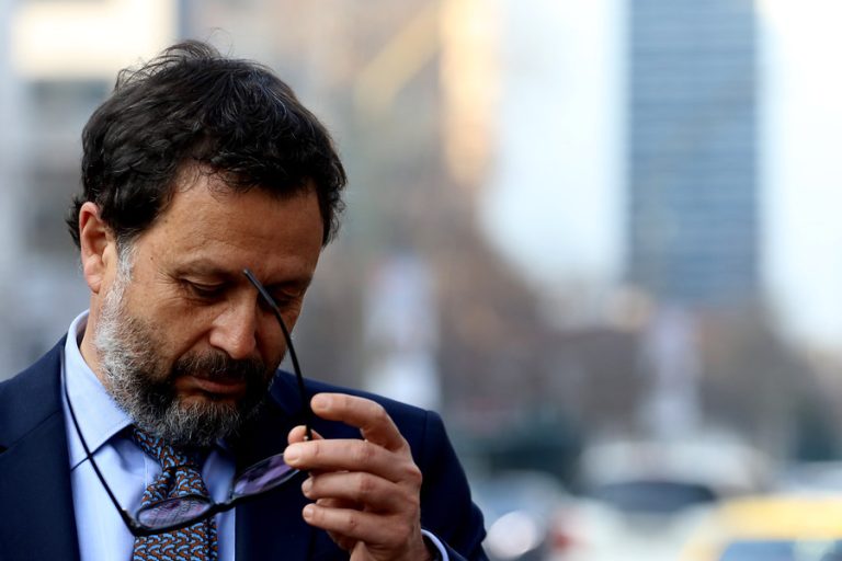 Hinzpeter responde a quienes creen que ataque explosivo fue montaje: 