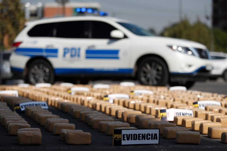 El plan de Carabineros y la Fiscalía para atacar a los narcos dónde más les duele