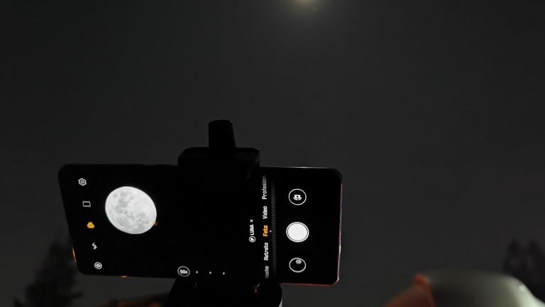 Huawei y José Maza celebran las cinco décadas de la llegada del hombre a la luna con el P30 Pro