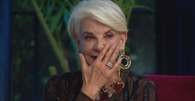 Gaby Hernández se emocionó con interpretación de Américo