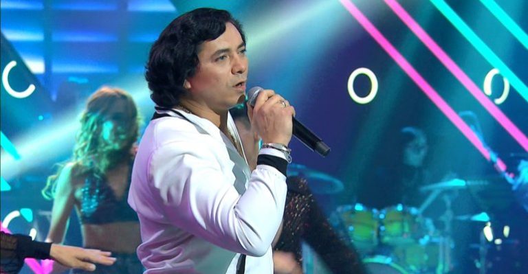 Camilo Sesto presentó una moderna versión de 