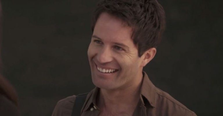 Conoce a Renzo: El escritor que conquistará en Gemelas