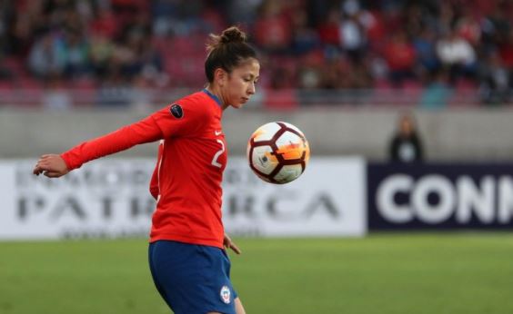 Chío Soto, la defensa mundialista de La Roja que vuelve a Colo Colo para pelear el Campeonato Nacional