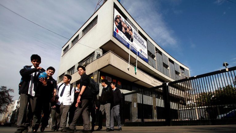 Alcalde Alessandri confirma que Instituto Nacional será mixto desde 2020