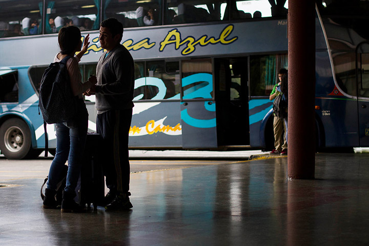 Gobierno suspendió todos los viajes de Línea Azul acusando 