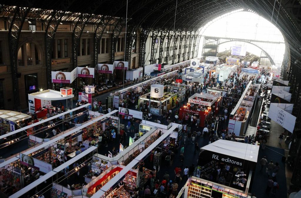 Falsa alarma: Feria del Libro de Santiago no se moverá de la Estación ...