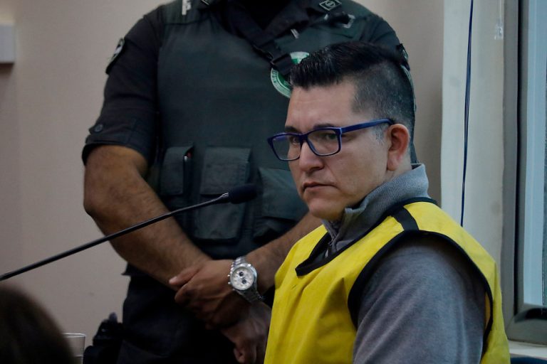 Condenado por crimen de Nibaldo Villegas usa celular y se unió a la comunidad evangélica de la cárcel