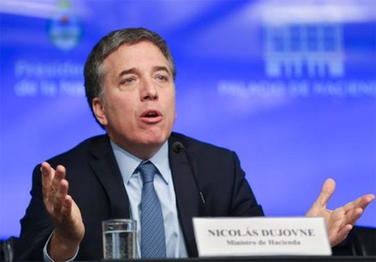 Remezón en Argentina: El ministro de Hacienda, Nicolás Dujovne, renunció a su cargo