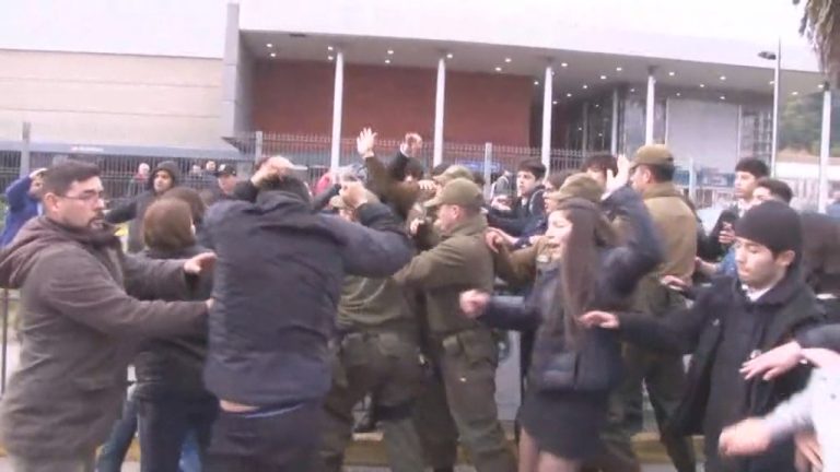 Conductor acusado de atropellar y dar muerte a skater quedó en libertad: Amigos del menor protagonizaron incidentes