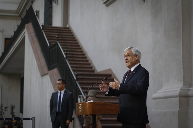 Presidente Piñera ofrece ayuda a Brasil por incendios y espera extenderla a Bolivia