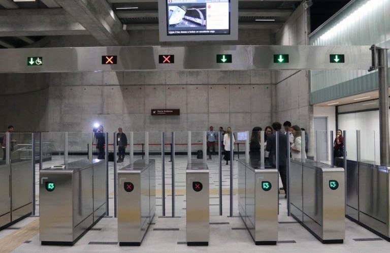 Metro de Santiago tiene aprobado el financiamiento para construir líneas 7, 8  y 9