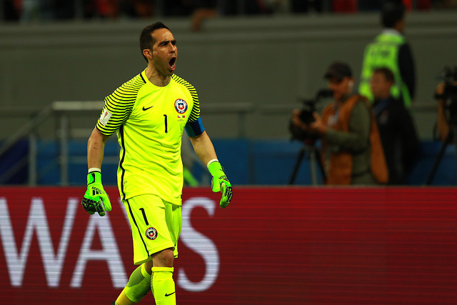 Confirmado: Claudio Bravo vuelve tras casi dos años a la selección