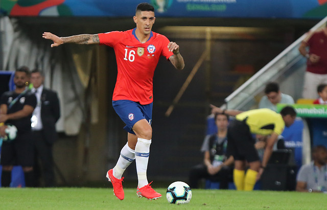 Tucu Hernández no considera a Claudio Bravo como uno de los posibles capitanes de Chile para la gira