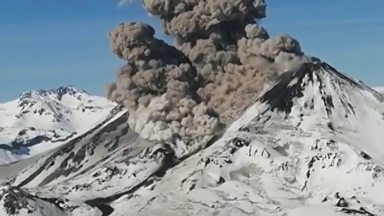 El registro completo de los andinistas que captaron el enorme pulso eruptivo del Volcán Nevados de Chillán