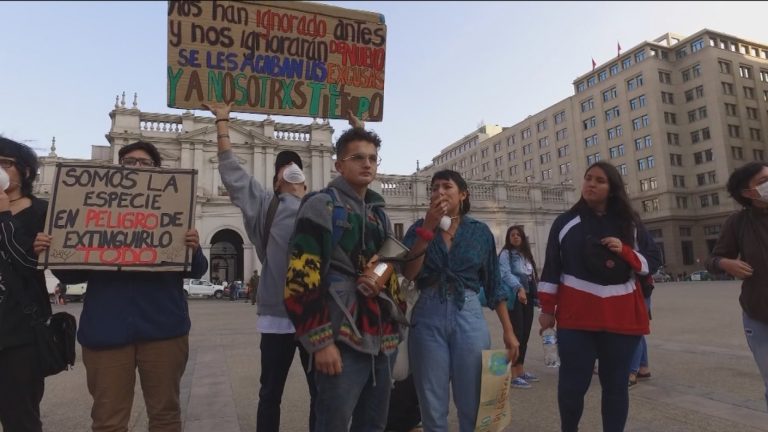 De Suecia al resto del mundo: Los jóvenes chilenos que se inspiraron en Greta Thunberg