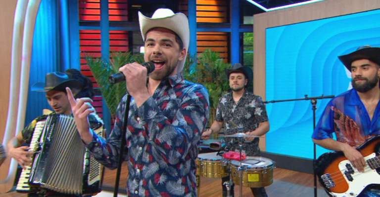 Vicho y las Gaviotas cantaron sus éxitos en Viva la Pipol