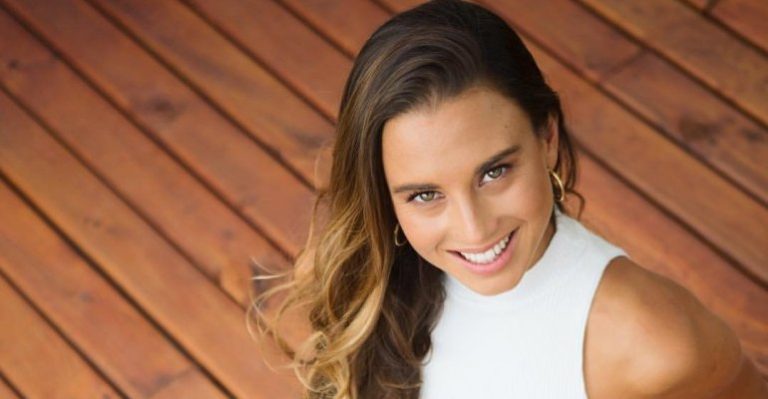 Isidora Ureta reveló sueño erótico con alguien muy cercano a Julián Elfenbein