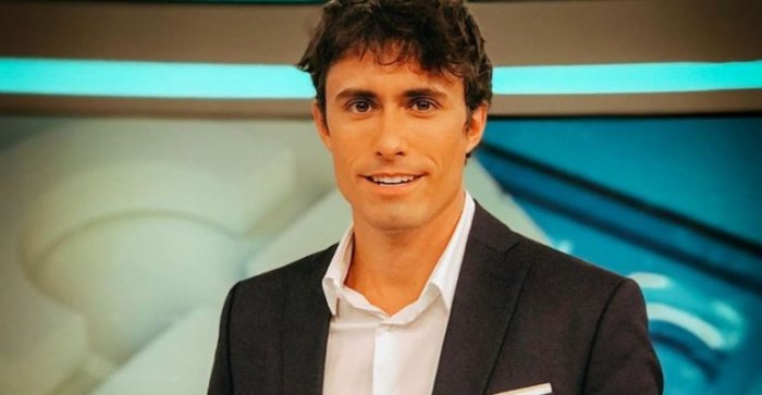 La osada propuesta que recibió Roberto Cox en un baño en Buenos Aires