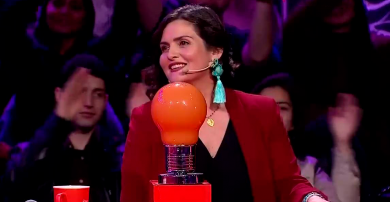 Connie Achurra mostró todo su talento vocal en este juego de Pasapalabra