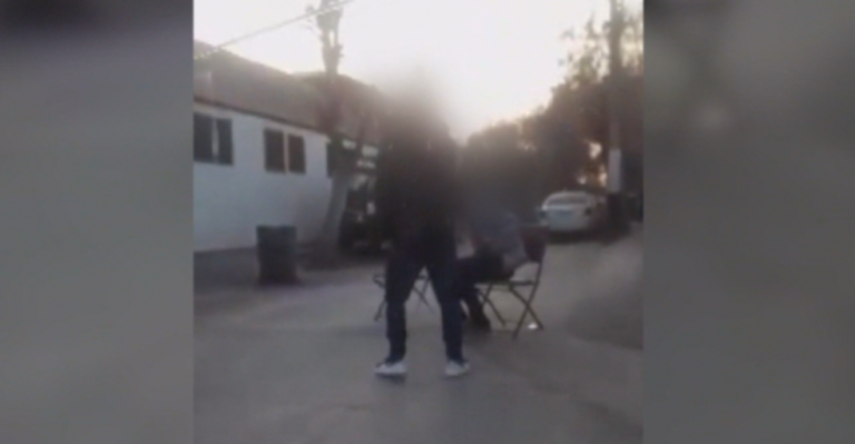 ¡Impacto! Graban ajuste de cuentas a plena luz del día en Estación Central