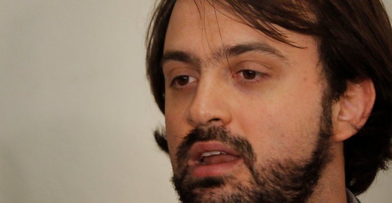 Jorge Sharp envió mensaje a familiares de víctimas: 