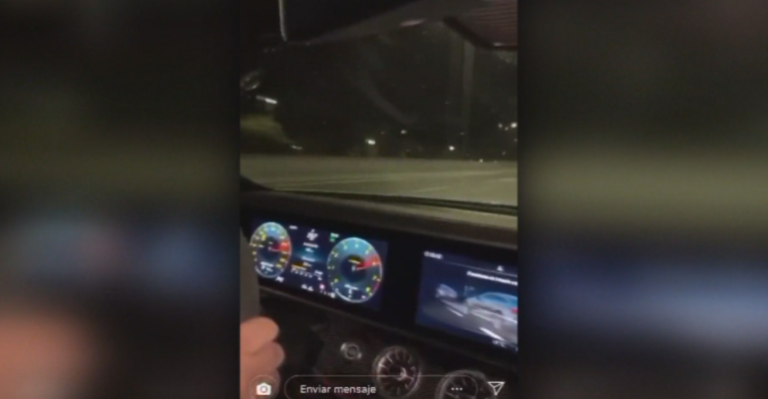Joven se grabó en autopista urbana transitando a 300 kilómetros por hora