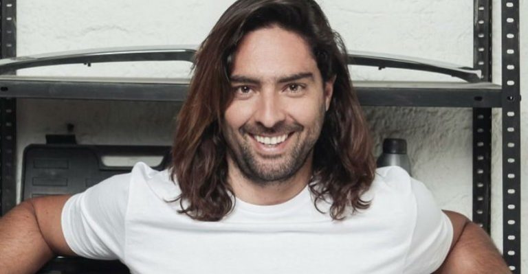 Cristián Riquelme reveló que imparte charlas sobre lactancia y paternidad