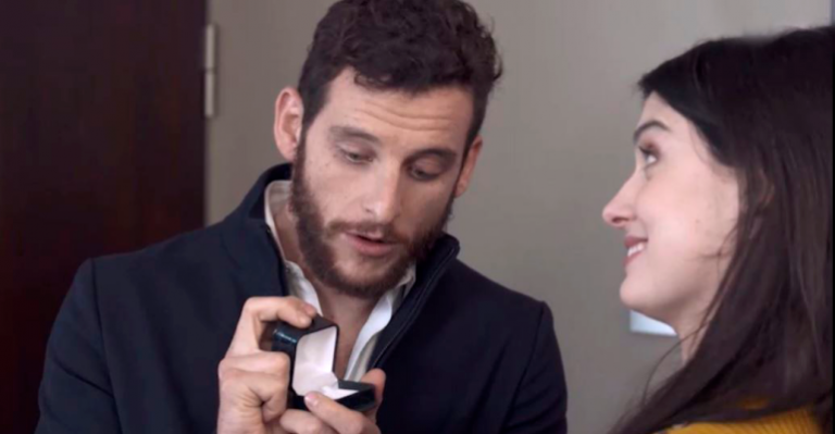 Antonio le pidió matrimonio a Dominga sin sospechar que se trata de Luchita