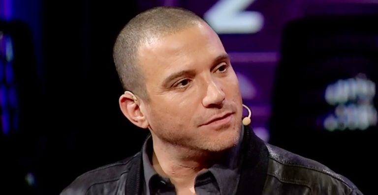 Julián Elfenbein recordó a víctimas de tragedia en Juan Fernández