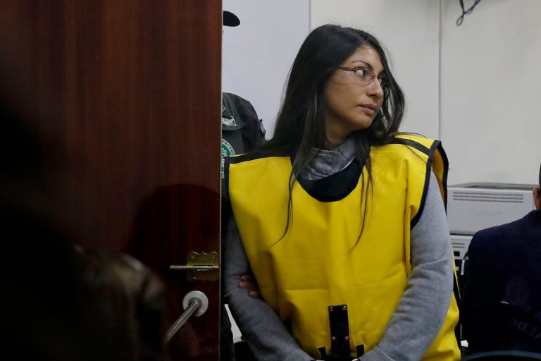 Trabajando y con talleres de tejido: La vida de Johanna Hernández luego de ser trasladada de cárcel