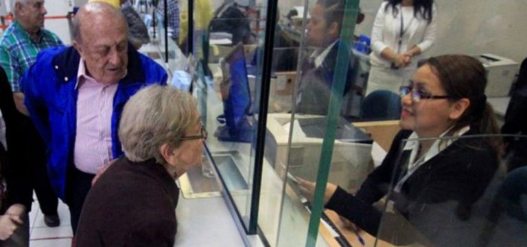 Darán beneficio a pensionados del IPS que decidan no ir a oficinas y cambiarse al pago electrónico