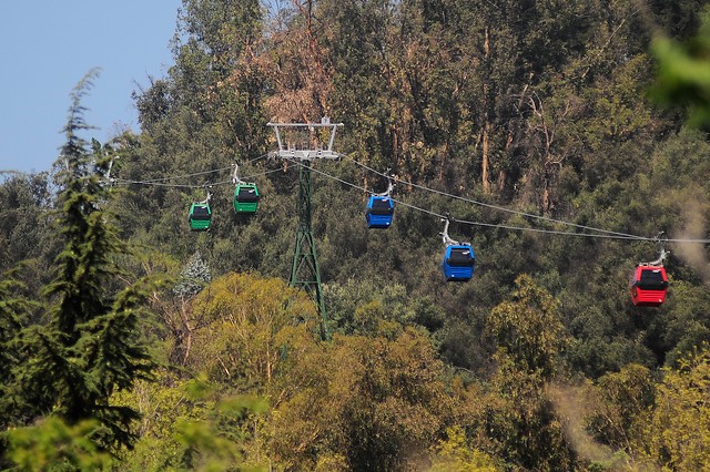 ¿Qué están haciendo en el San Cristóbal? Obras que han intervenido el cerro generan molestia entre vecinos