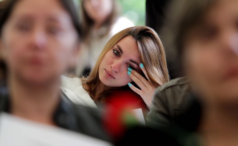 Estudio ubica a Chile en el cuarto lugar de los países más infelices del mundo