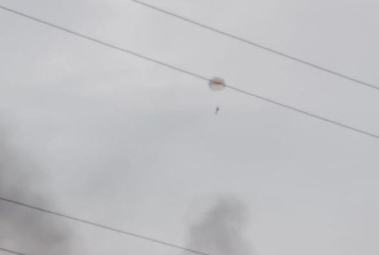 Accidente en El Bosque: Así fue el momento en que piloto salió eyectado