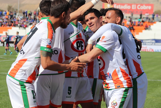 Cobresal vence 3 a 1 a Universidad de Chile y amarga el regreso de Herrera a la titularidad